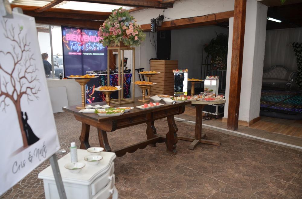 Mesa de Buffet y Banquetes Festejos Santaella