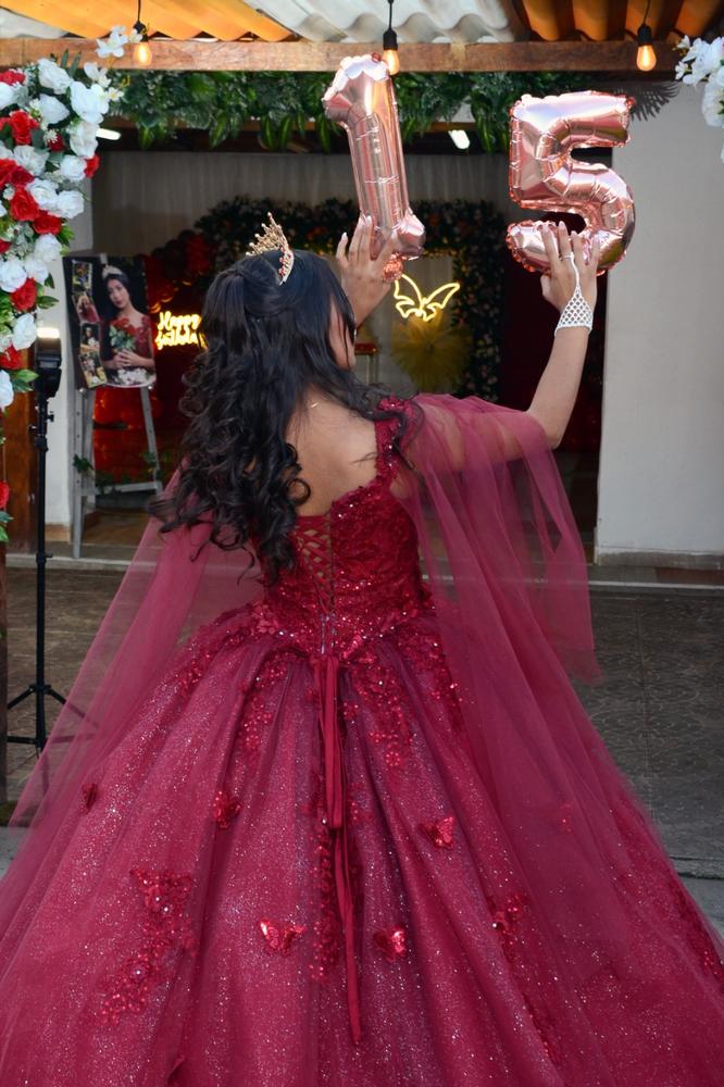 Sesión Fotográfica Quinceañera en Festejos Santaella